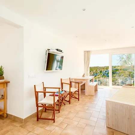 Seafront Bellavista With Heated Pool By Dadovillas